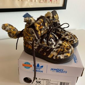 Adidas Jeremy Scott Leopard
